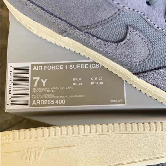 NIKE AIR FORCE 1 SURDE GS - Picture 11 of 16